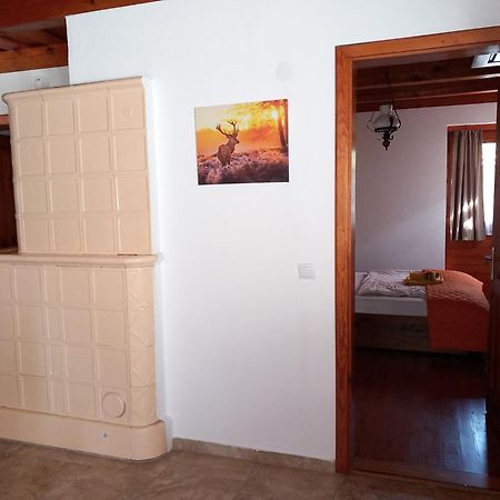 Vadszolos Porta Ispank Bagian luar foto